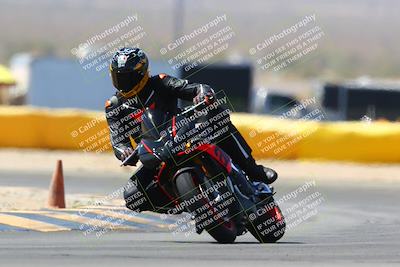 media/Mar-28-2022-Superbike Trackdays (Mon) [[b8603d0f67]]/Novice Group (1130am-12pm)/Turn 2/